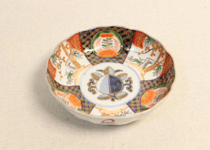 明治前期色絵桃と松竹梅図なます皿 | 吉祥寺PukuPuku