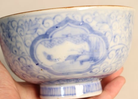 明治前期染付三方に山水窓絵と萩唐草図イゲ縁通り物蒸茶碗
