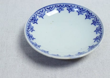 明治前期紙刷扇面に菊図蓋茶碗
