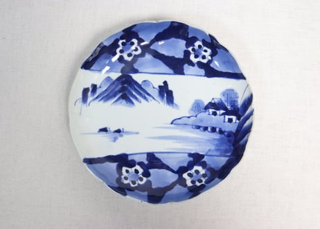 明治前期染付山水と花図８寸皿