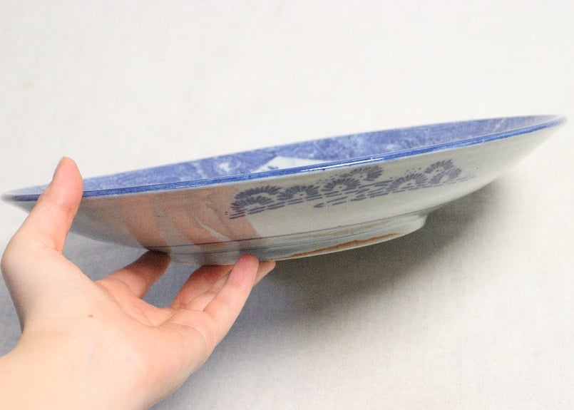 皿 中皿 4枚 印判染付 歪み 菊文様 蛸唐草 明治 大正 皿 中皿 4枚 印判染付 歪み 菊文様 蛸唐草 明治 大正