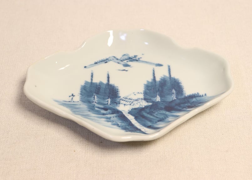 大正~昭和戦前ゴム判山水図菱型皿 少かたつき | 吉祥寺PukuPuku