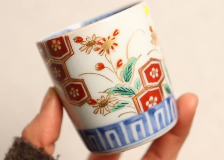 江戸中期色絵草花と亀甲図のぞき(大ぶり) 小ニュウ