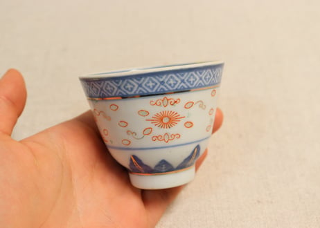 昭和40~50年代中国色絵蛍手煎茶碗②薄め