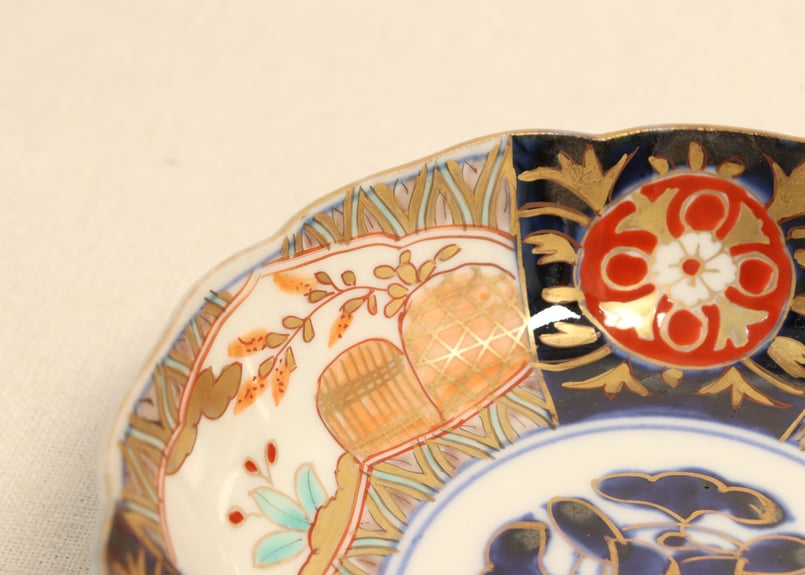 幕末～明治期　色絵鶴亀文様蓋物　五客　納箱付　料理屋　古器を楽しむ　金襴手　赤絵 たち吉 赤絵 金彩 八角小鉢揃 5客セット 角鉢 角皿 古伊万里