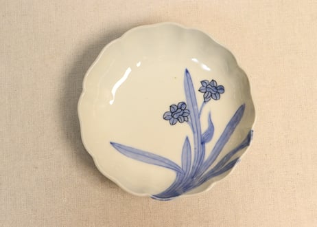 八花弁皿 染付 色絵付 取り皿 なます皿 岩 梅 菊 銘 明治 イ号 明治前期紙刷牡丹図なます皿 | 吉祥寺PukuPuku