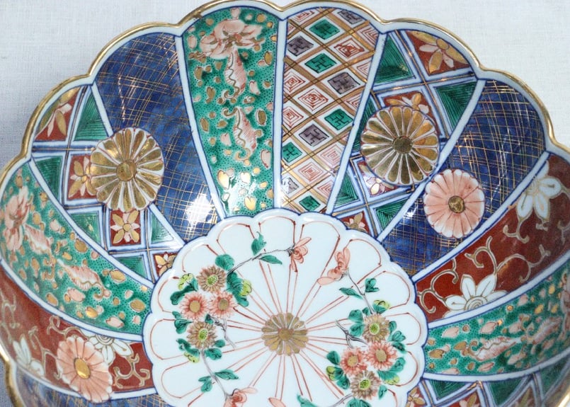 幕末明治期　色絵花籠図大皿　金襴手　鶴亀　直径47.4㎝　古美術　コレクション 幕末明治期 色絵花籠図大皿 金襴手 鶴亀 直径47.4㎝ 古
