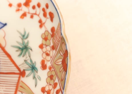 明治前期色絵三方竹梅図7寸皿　色擦れ