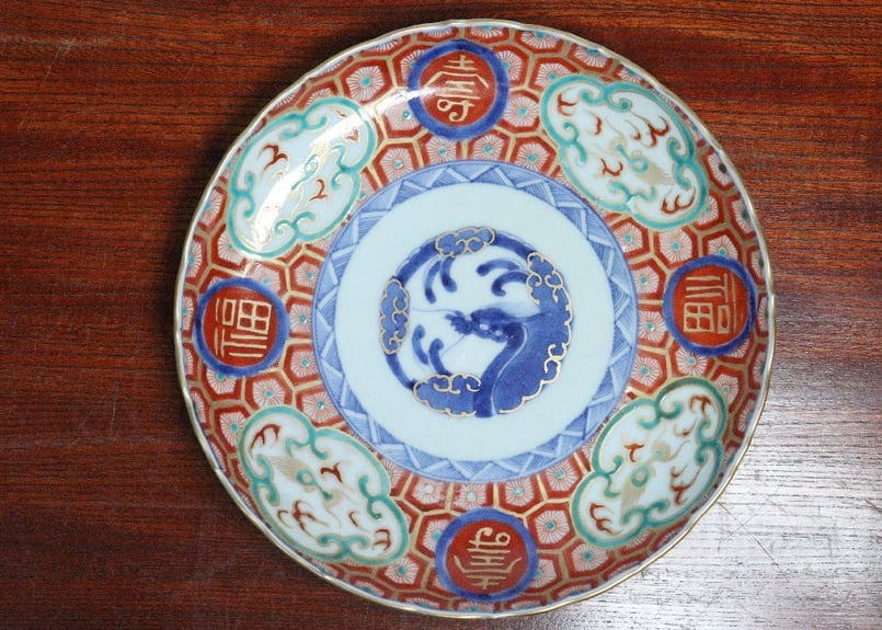 江戸中期色絵団龍と寿文字に亀甲文7寸皿 5客組 1客少甘手