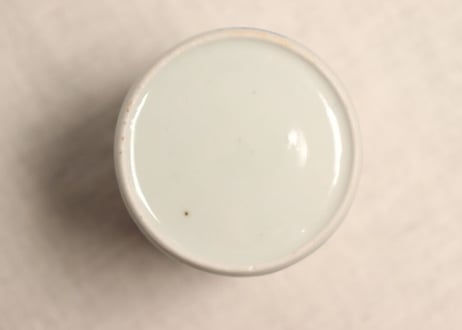 江戸中期色絵草花と亀甲図のぞき(大ぶり) ノミホツ