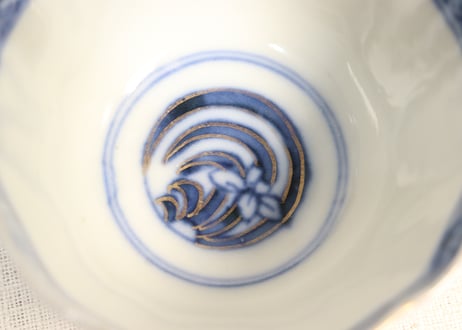 明治前期色絵松鶴と屋敷図向付 窯傷