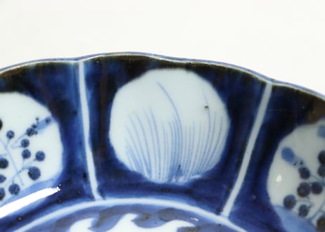 江戸後期染付波千鳥と丸窓絵図なます皿②高台あたり傷