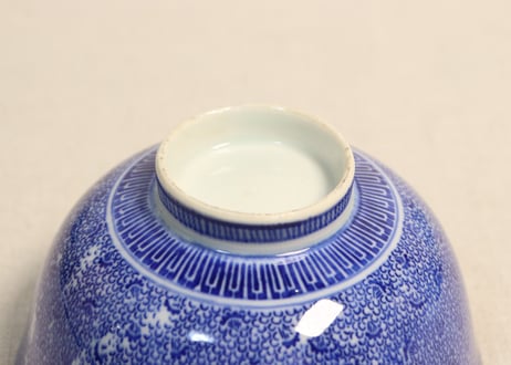 明治前期紙刷微塵唐草図飯茶碗