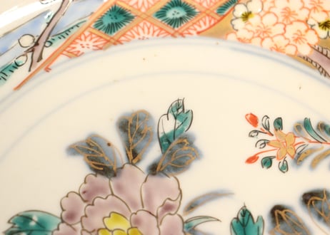 明治前期色絵牡丹と桜に鶴図7寸鉢