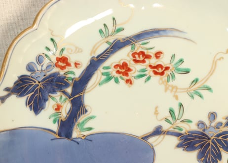 江戸中期色絵桐に蔦花図7寸皿