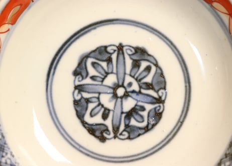 明治前期色絵萩と七宝文図飯茶碗①窯傷