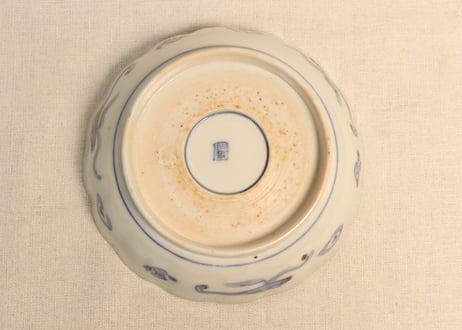 明治前期色絵桃と梅図大なます皿