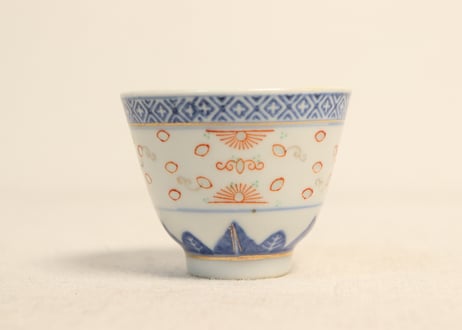 昭和40~50年代中国色絵蛍手煎茶碗①濃いめ