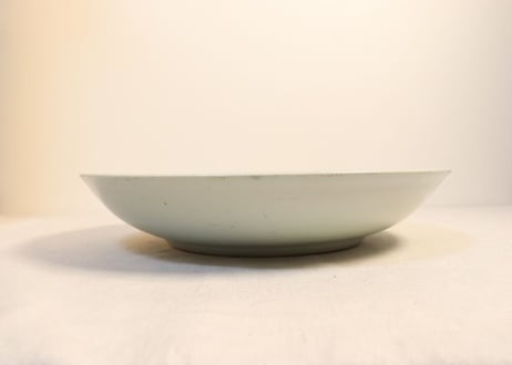 江戸後期染付麒麟と竹林賢人図尺2寸皿 ノミホツ