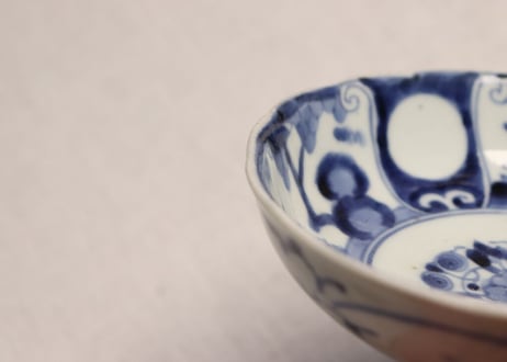 江戸中期染付三方に草花と丸文図なます皿 窯傷