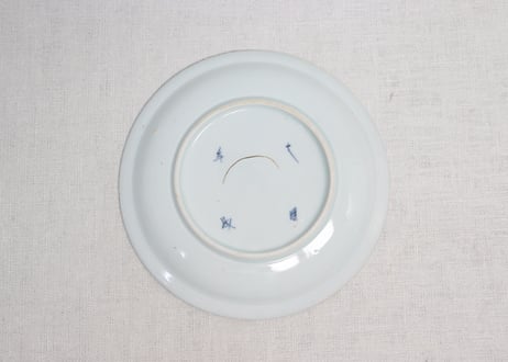 江戸後期染付山水図鍔縁５寸皿　窯傷