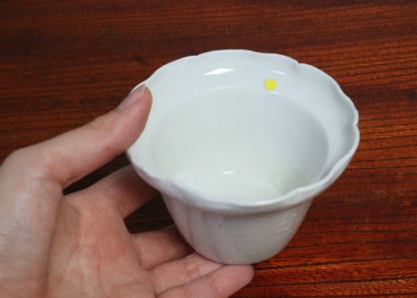 江戸中期白磁輪花猪口　ニュウ,部分甘手