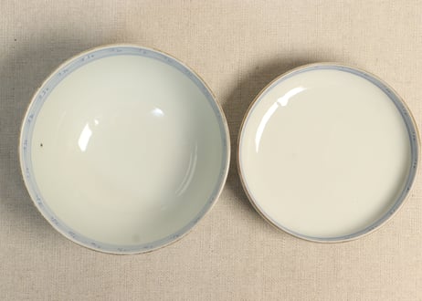 明治前期色絵梅図蓋茶碗
