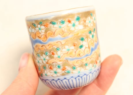 明治前期色絵蝙蝠と桜図のぞき　フリモノ