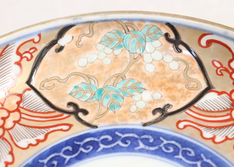 明治前期色絵牡丹と山葡萄図7寸皿