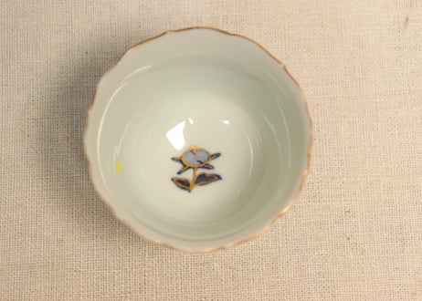 江戸後期色絵牡丹と蝶図小向付②　少甘手