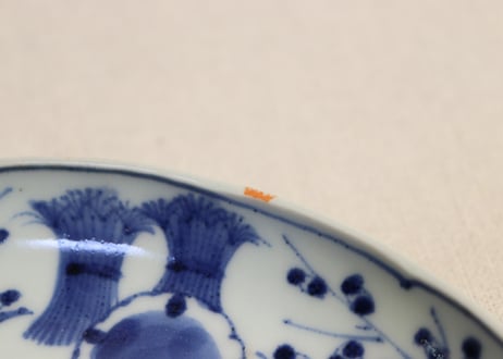 江戸中期染付雪輪と梅図6寸皿　ホツ