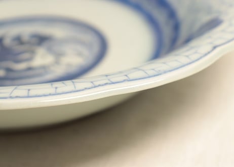 江戸幕末染付氷裂に梅図尺一寸深皿　甘手
