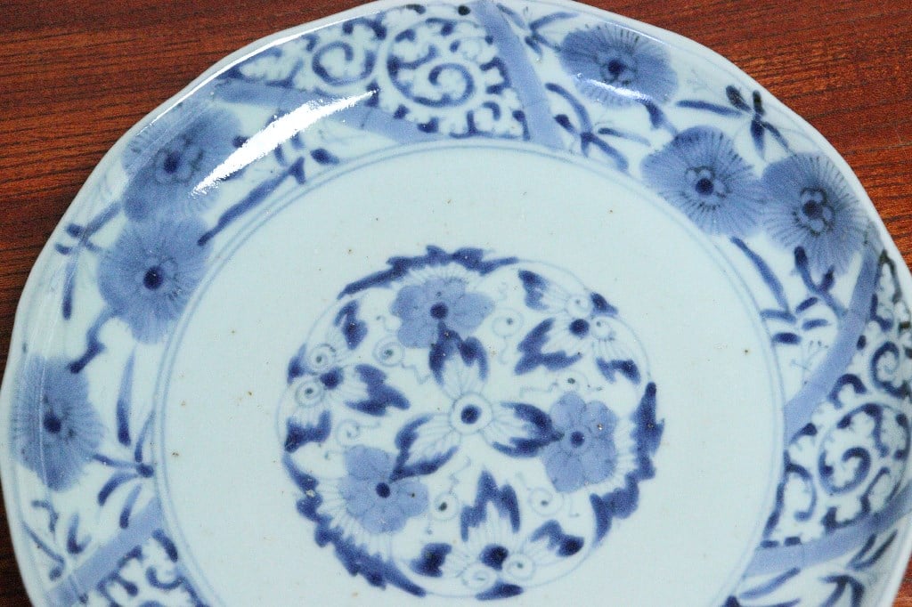 幕末～明治　染錦祥瑞花草文四寸皿　五枚　直径12㎝　柘榴　裏文様蔓唐草　取り皿 幕末～明治 染錦祥瑞花草文四寸皿 五枚 直径12㎝ 柘榴