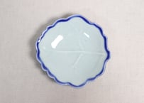 昭和戦前青磁陽刻葉型6寸皿