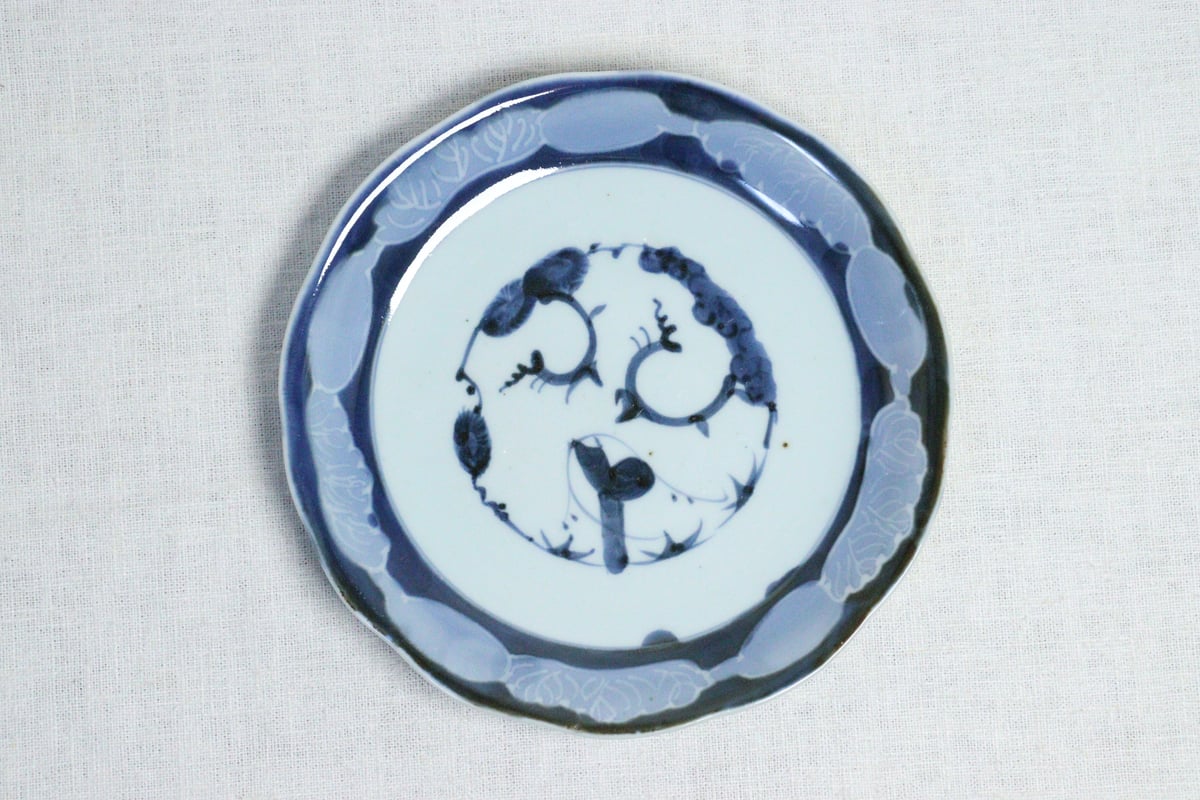 7寸染付椿絵皿　骨董品 7寸染付椿絵皿 骨董品 7寸染付椿絵皿