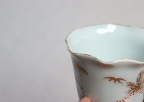 江戸中期色絵松竹梅に雪輪図輪花向付 少甘手,小ニュウ