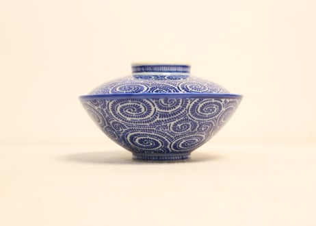 明治前期紙刷蛸唐草図蓋茶碗