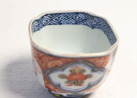 明治前期色絵四方に椿と萩図入隅角向付 高台ホツ