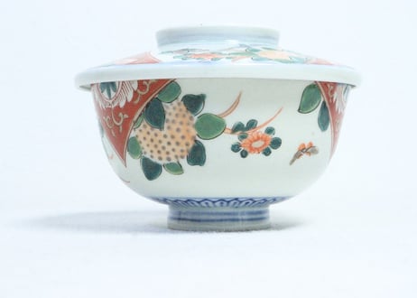 明治前期色絵アジサイに蝶図蓋茶碗