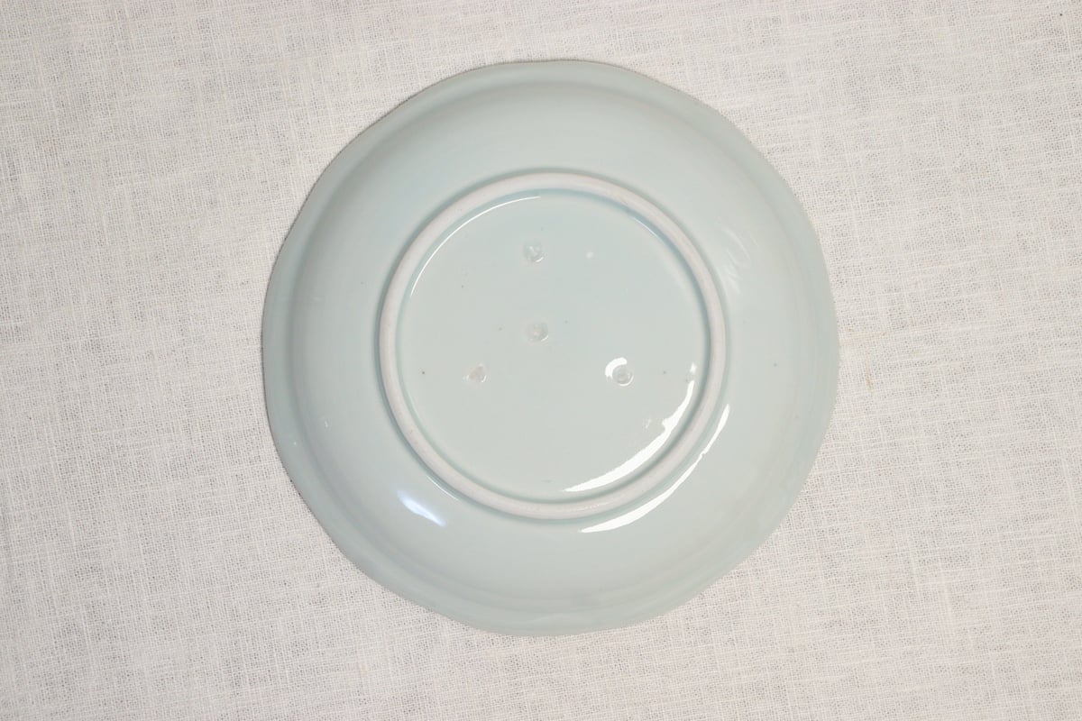平戸焼 染付 浮彫り 幕末 鬼面把手 化粧水入 図録掲載品同型 酒器 水注 江戸幕末染付氷裂に山水図7寸皿 | 吉祥寺PukuPuku