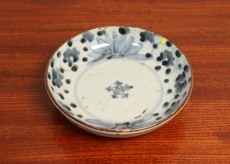 江戸中期染付花と唐草図くらわんかなます皿②ホツ | 吉祥寺PukuPuku