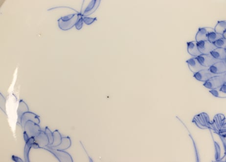 明治前期染付菊と蝶図小皿