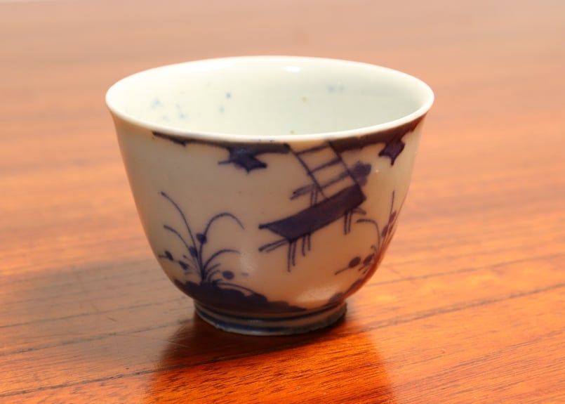 江戸中期　島津献上品　極上　肥前官調蔵製品　輪花　向付鉢　矢車草　染付青磁 Amazon.co.jp: 江戸中期 島津献上品 極上 肥前官調蔵製品 輪花