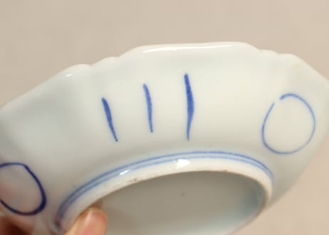 明治前期染付芙蓉手イナゴ図小皿