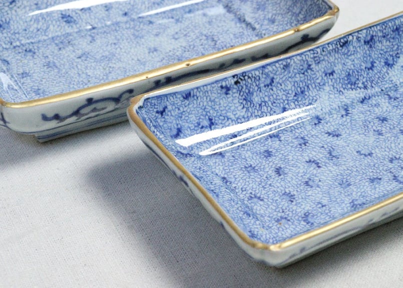 江戸後期染付総微塵唐草図長皿 少かたつき | 吉祥寺PukuPuku