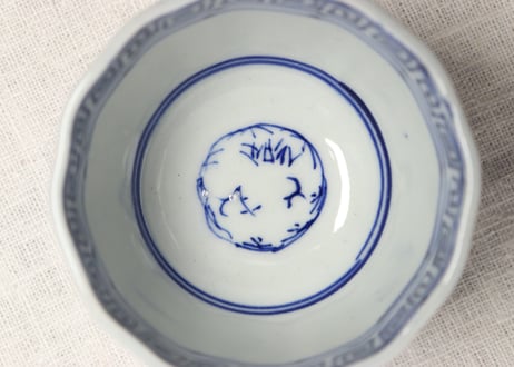 明治前期ベロ藍牡丹図向付