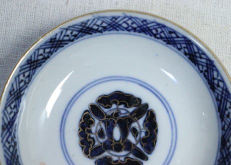 明治前期色絵山水風景と青海波図飯茶碗①