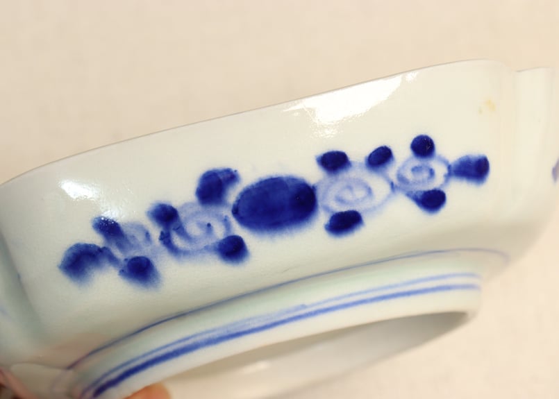 江戸幕末染付山水と微塵唐草図入隅角なます皿①少フリモノ | 吉祥寺