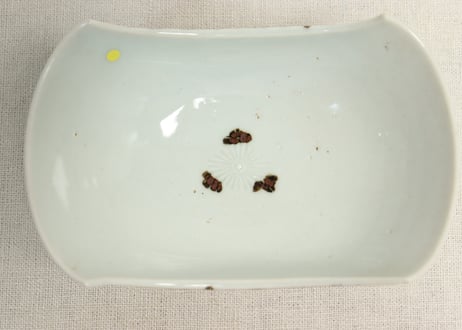 明治後期～大正鉄絵花図舟形皿②少甘手,少かたつき