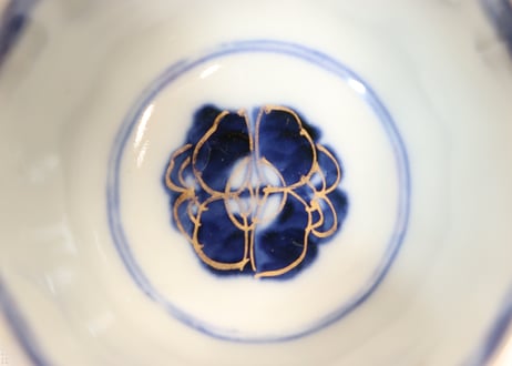 明治前期色絵紫陽花図通り物向付②見込み濃いめ